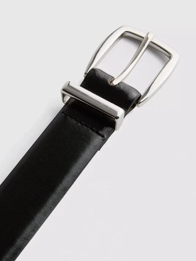 Classic buckle slim belt
