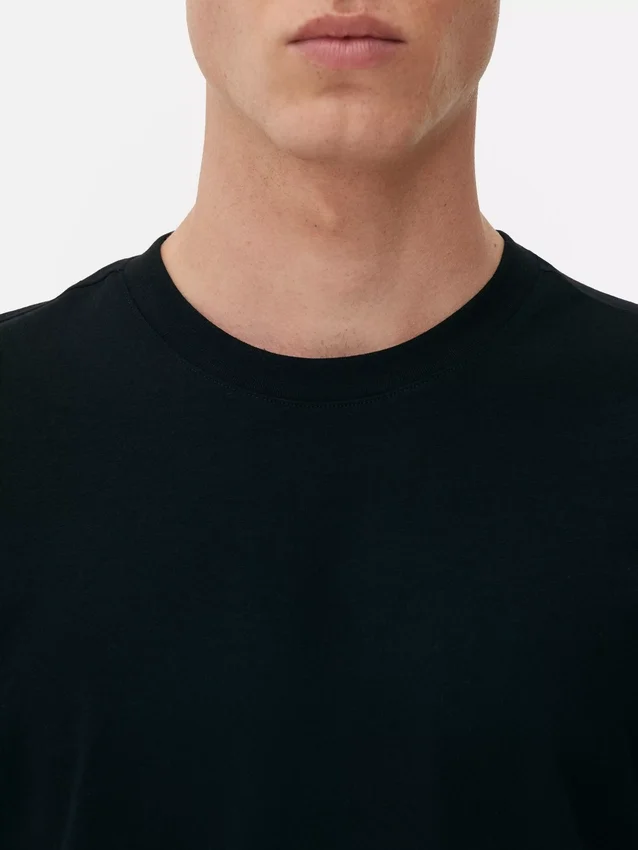 Classic crew neck t-shirt