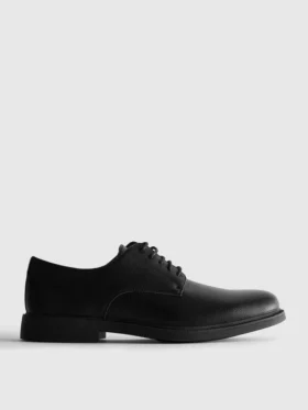 Classic derby shoes