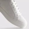 Classic low-top sneakers
