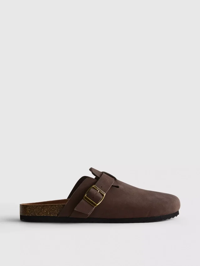 Closed toe mule slippers