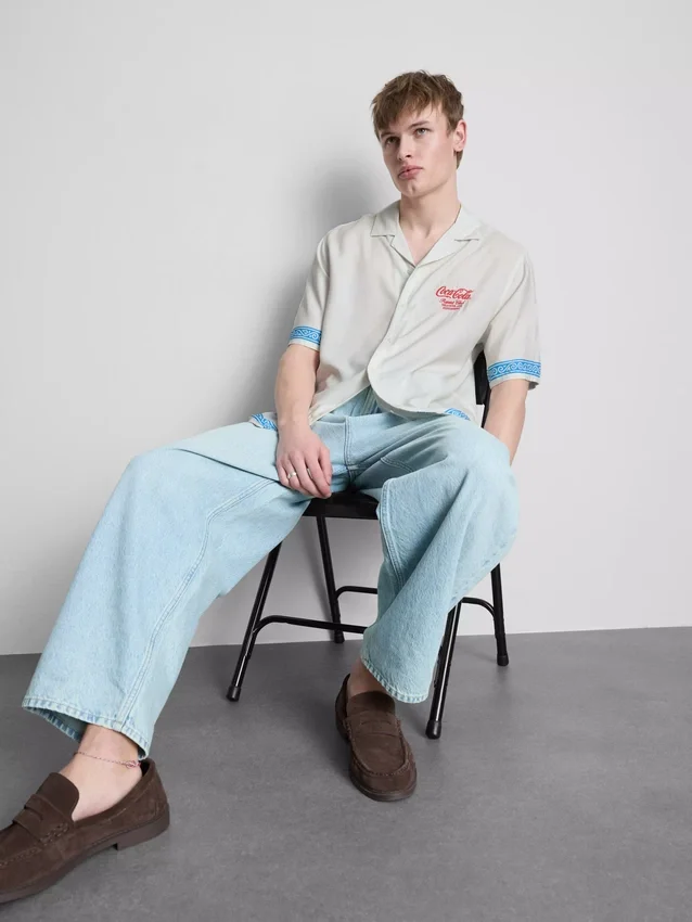 Coca-cola short sleeve shirt