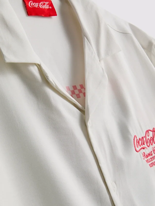Coca-cola short sleeve shirt