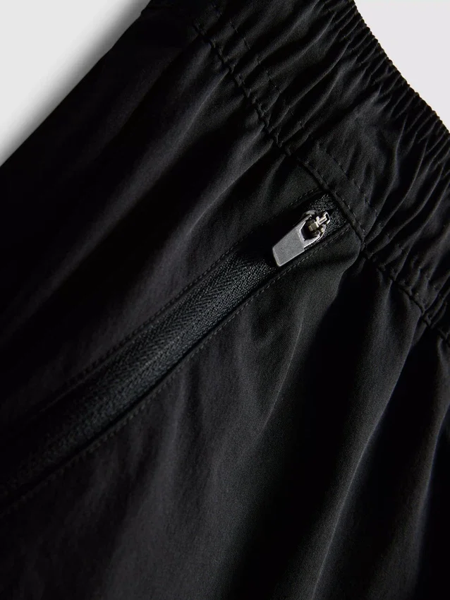 Color block gym shorts