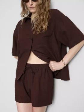 Cotton-blend elastic-waist shorts