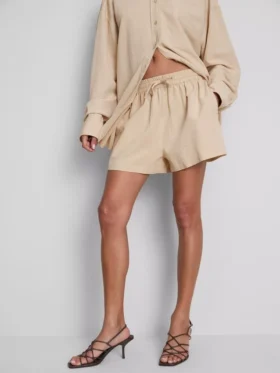 Cotton-blend elastic-waist shorts