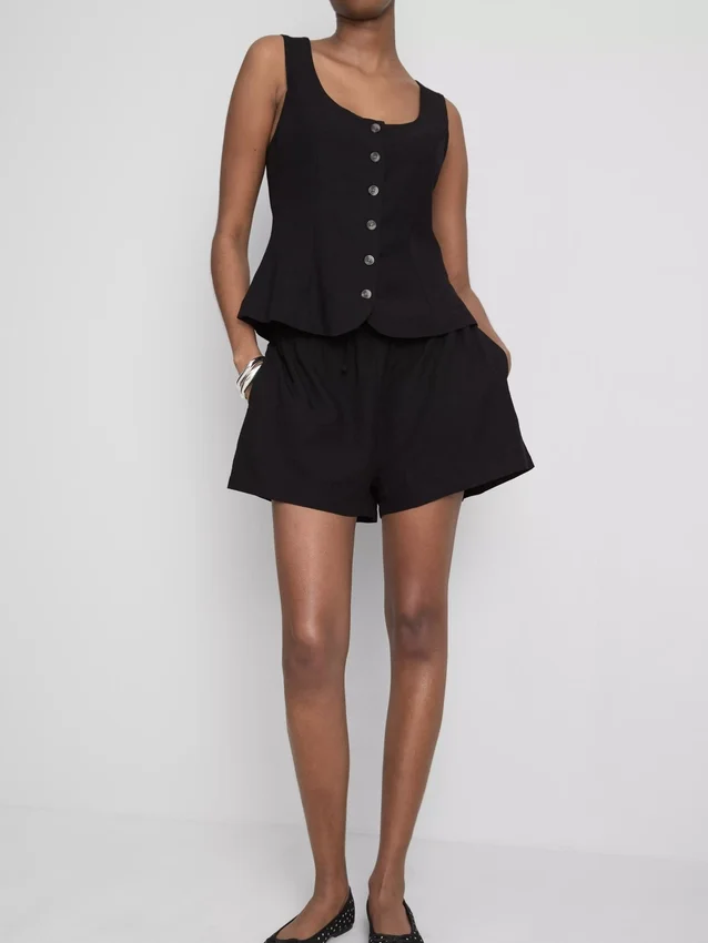 Cotton-blend elastic-waist shorts