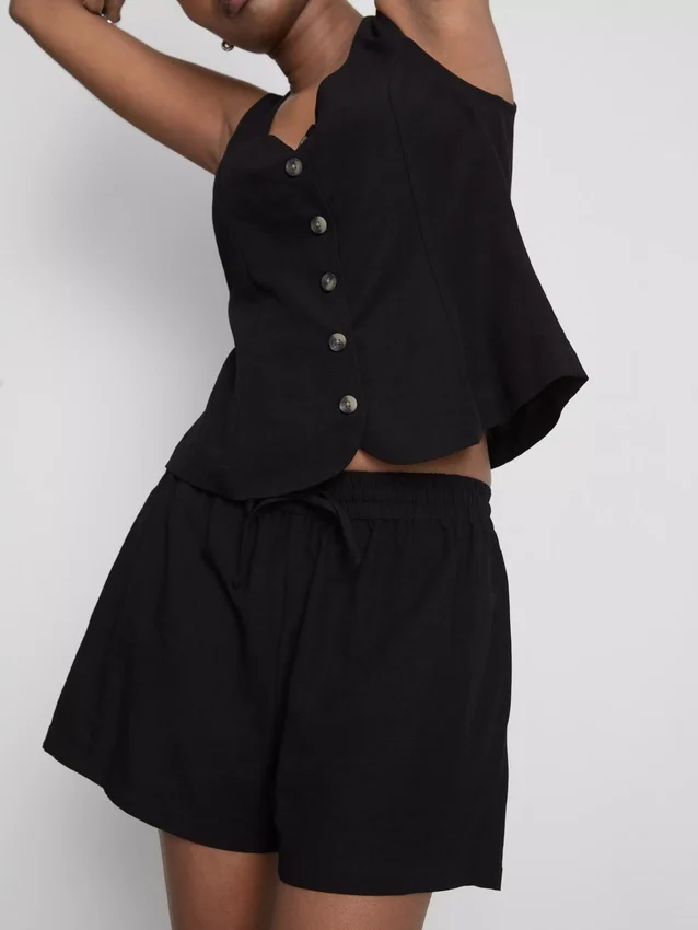 Cotton-blend elastic-waist shorts