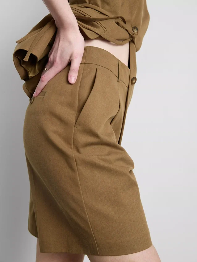 Cotton blend safari bermuda shorts