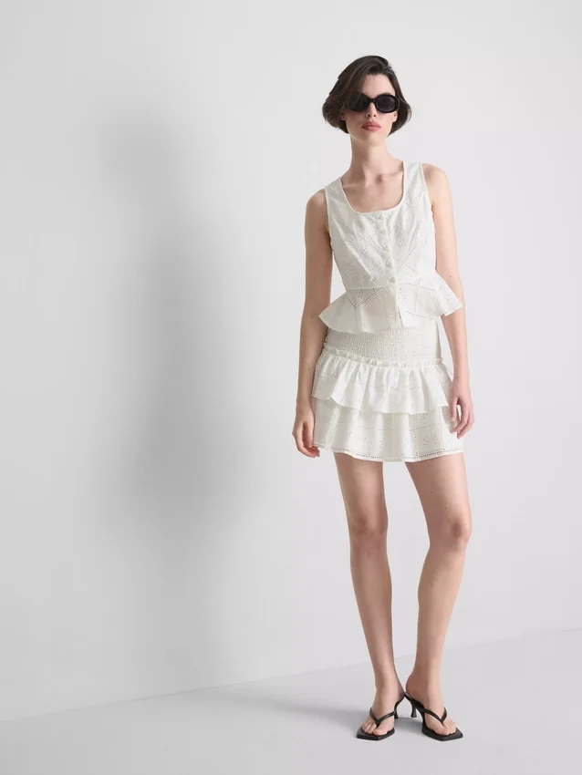 Cotton cropped cutwork cami top