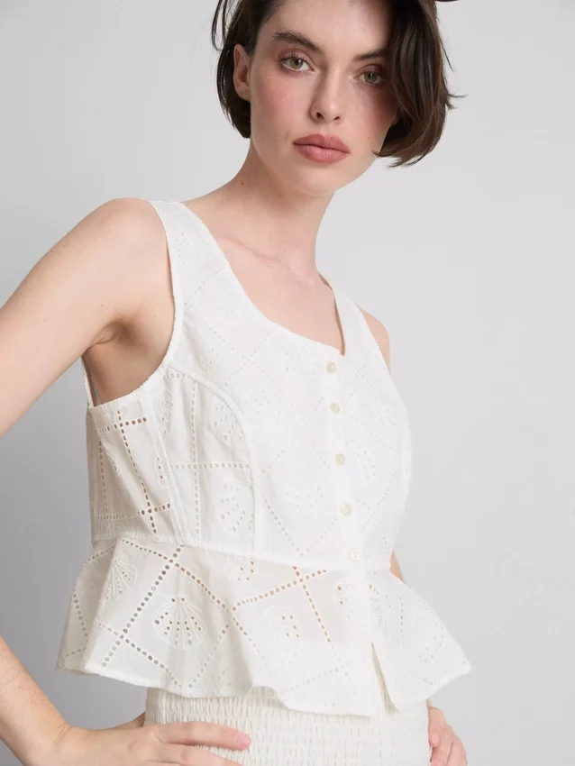 Cotton cropped cutwork cami top