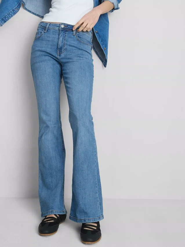 Cotton denim flared mid-rise jeans