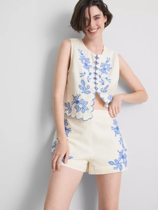 Cotton floral embroidered shorts