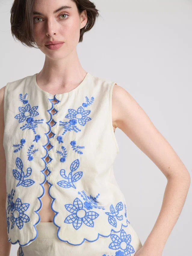 Cotton floral embroidered waistcoat