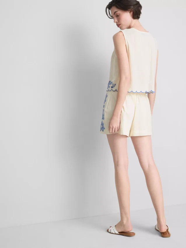 Cotton floral embroidered waistcoat
