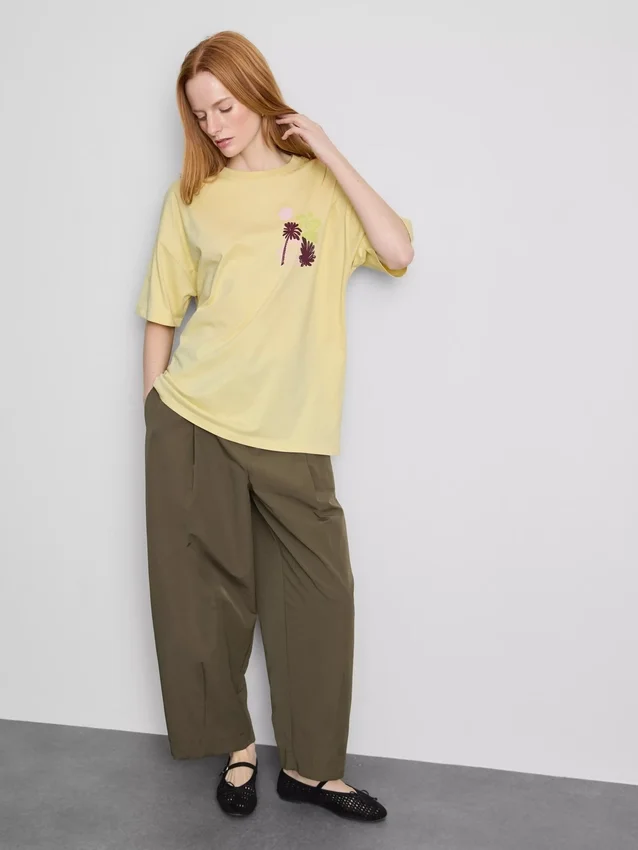 Cotton oversized graphic boyfriend tee