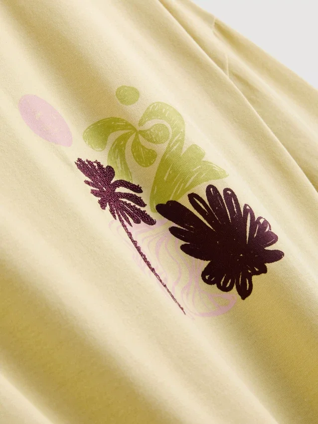 Cotton oversized graphic boyfriend tee