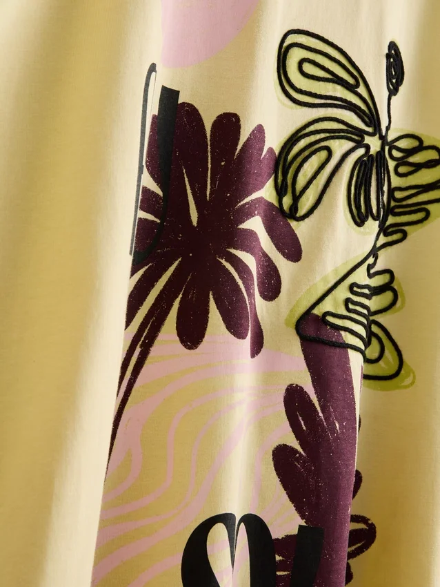 Cotton oversized graphic boyfriend tee