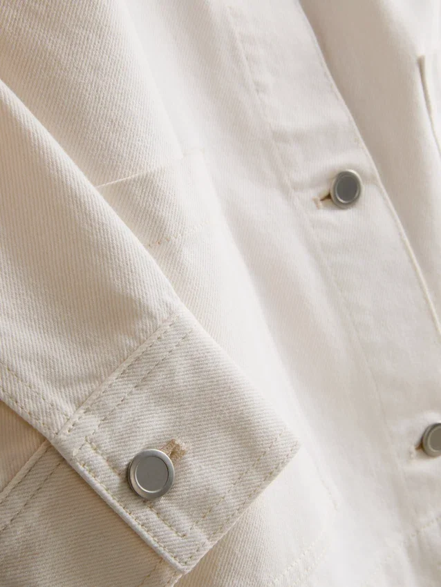 Cotton patch pocket denim jacket