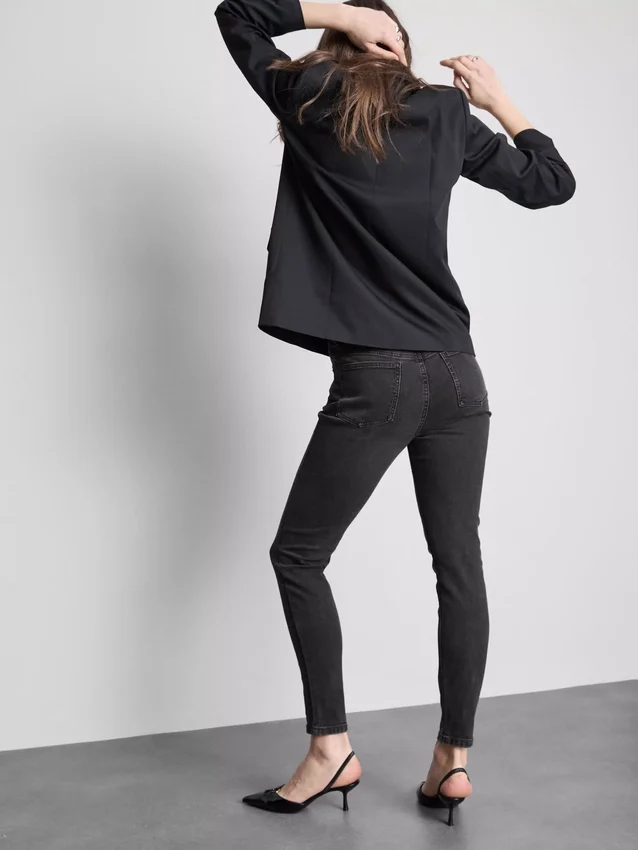 Cotton rich denim skinny jeans