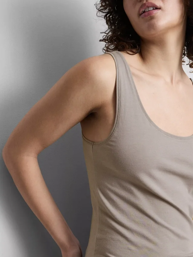 Cotton rich stretch tank