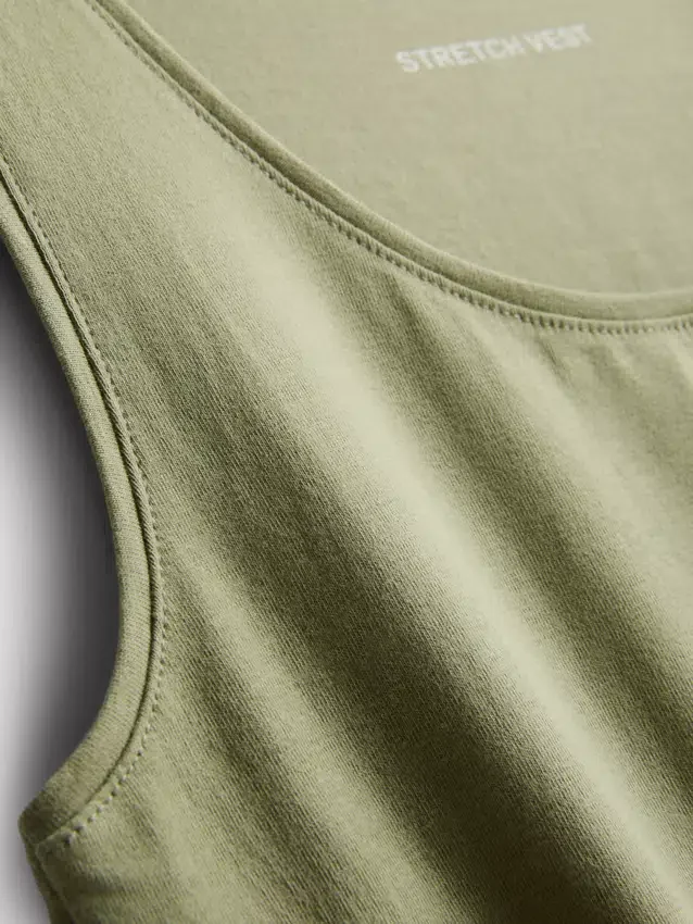 Cotton rich stretch tank