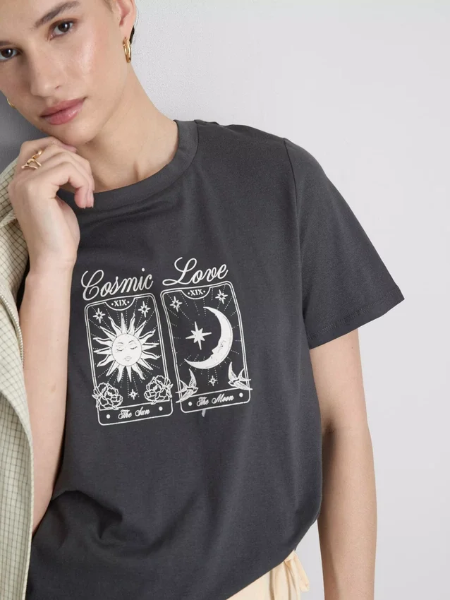 Cotton short sleeve graphic tee