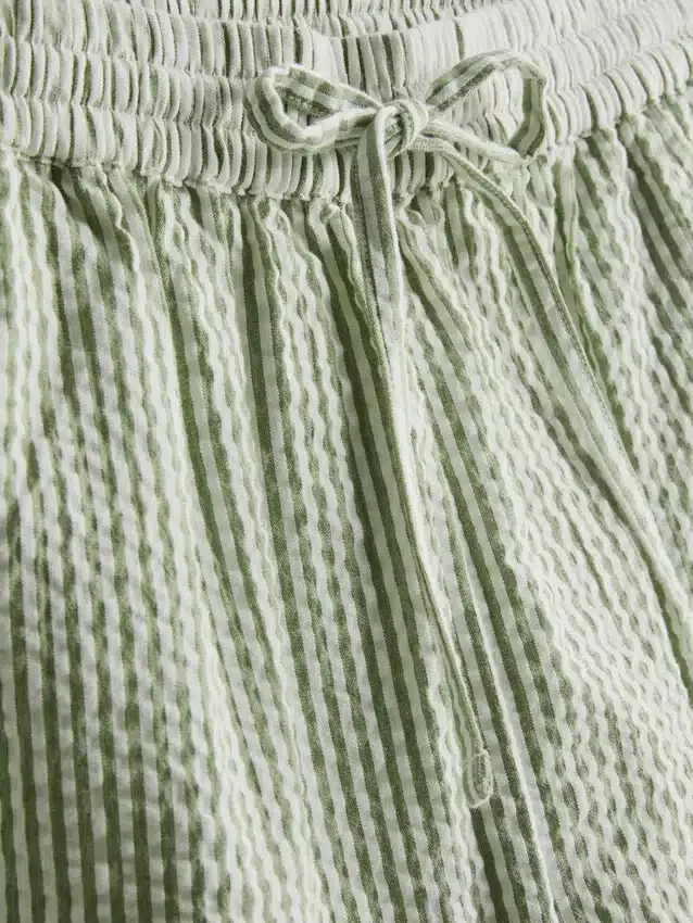 Cotton striped seersucker shorts