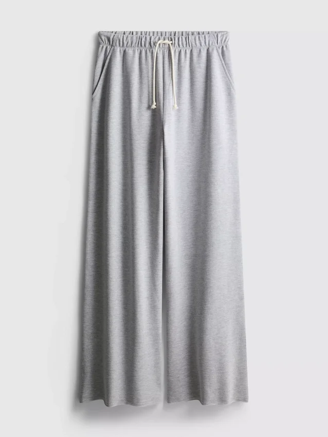 Cozy wide-leg cotton-blend joggers