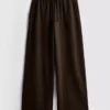 Cozy wide-leg cotton-blend joggers