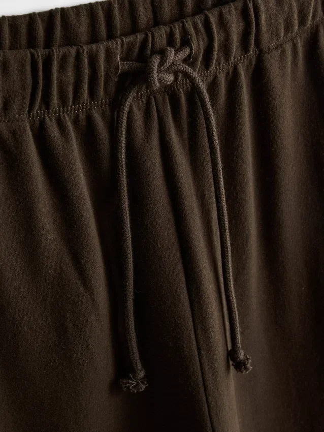 Cozy wide-leg cotton-blend joggers