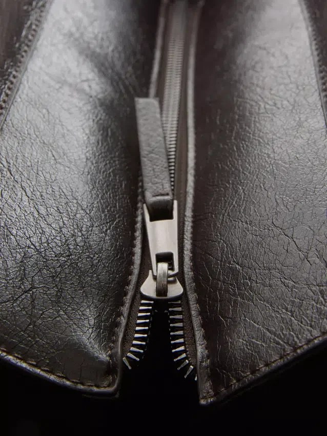 Crackle faux leather tote bag