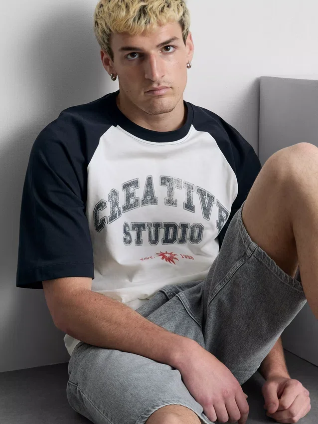 Creative studio raglan t-shirt