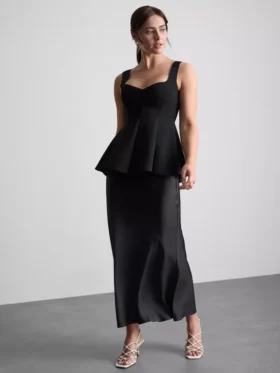 Crepe sweetheart peplum top