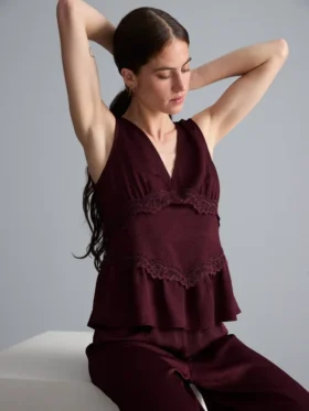 Crinkle v-neck top
