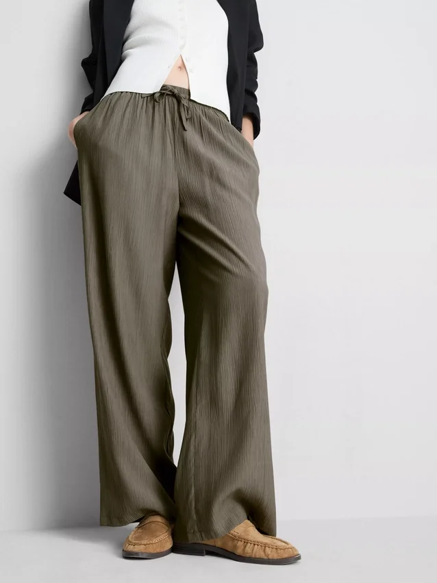 Crinkle wide leg pants