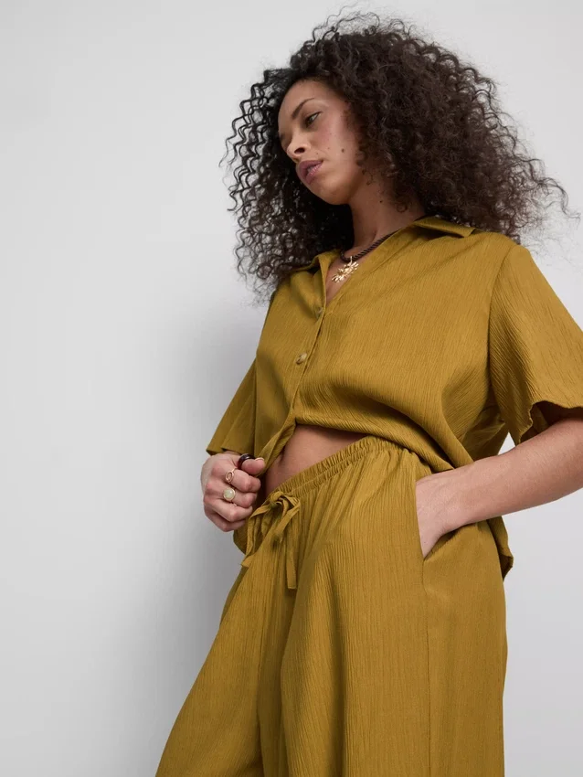 Crinkle wide leg pants