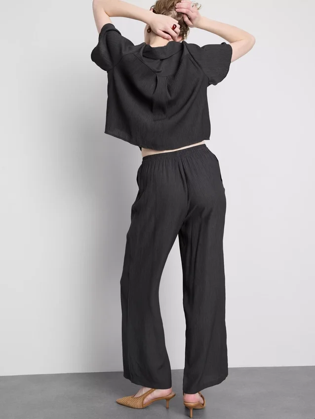 Crinkle wide leg pants