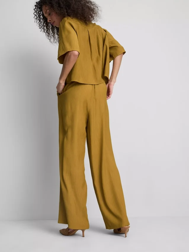 Crinkle wide leg pants