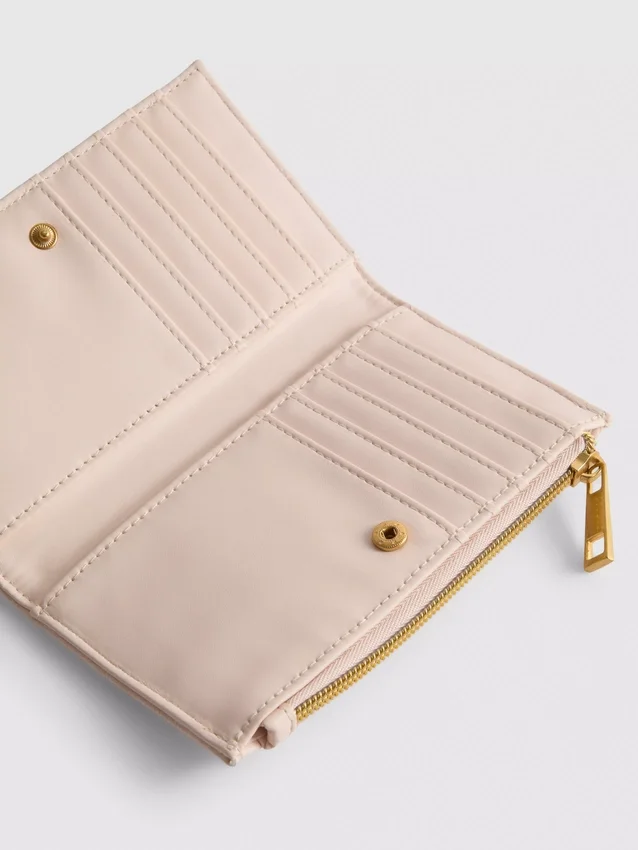 Croc-effect purse