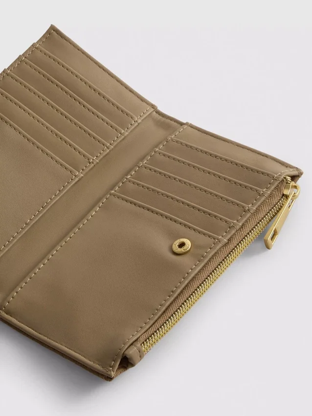 Croc-effect purse