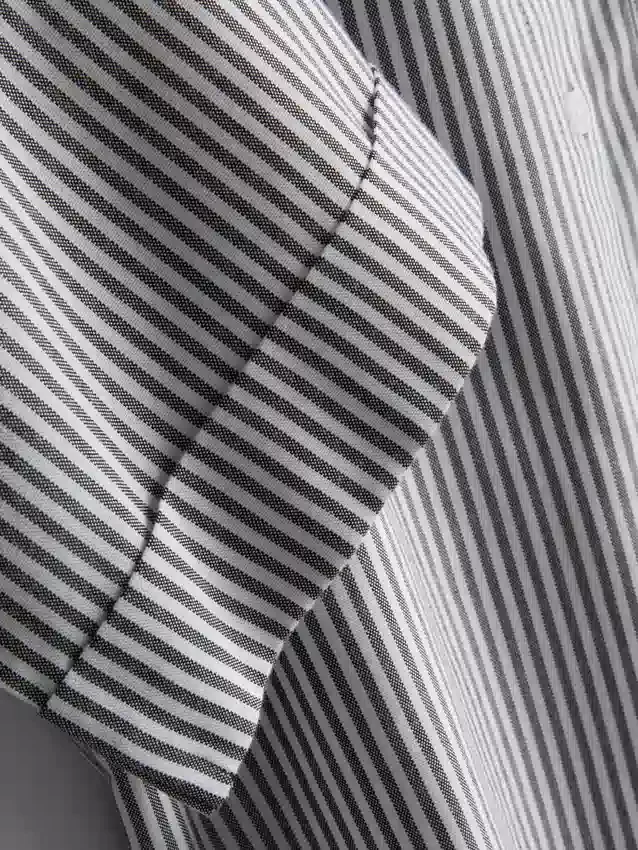 Cropped boxy short-sleeve oxford shirt