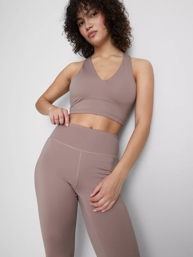 Cropped v-neck active top