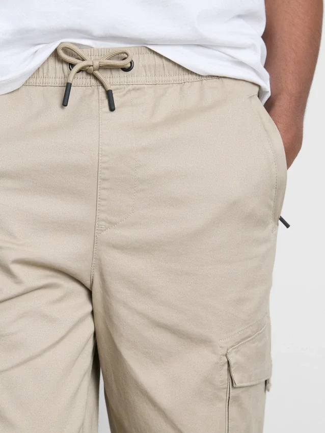 Cuffed cargo joggers