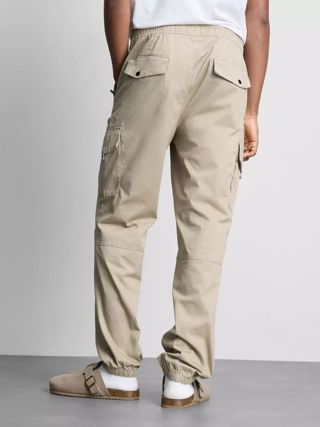 Cuffed cargo joggers