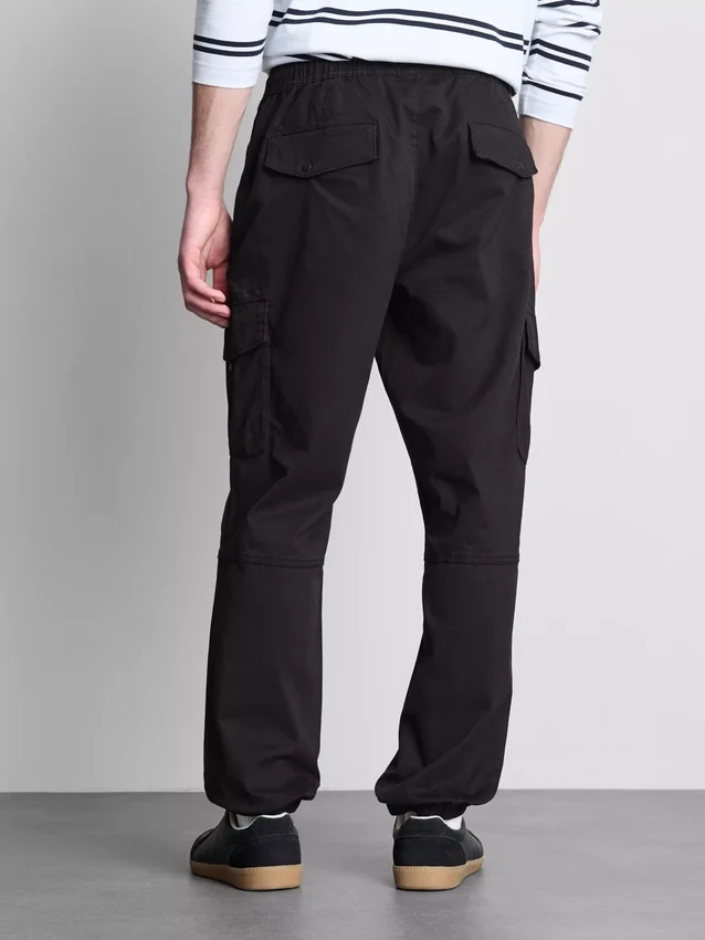 Cuffed cargo joggers