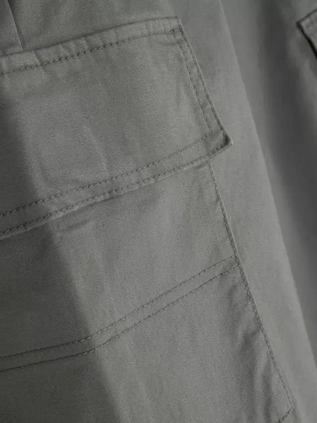 Cuffed cargo pants