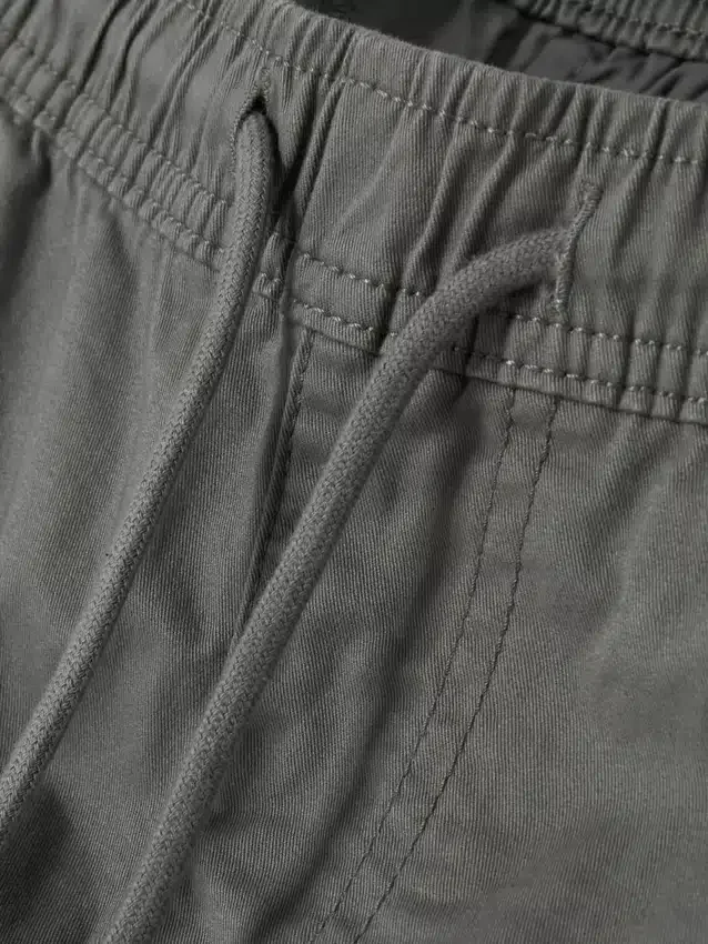 Cuffed cargo pants