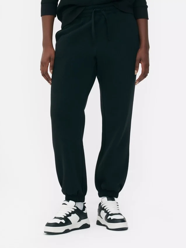 Cuffed leg drawstring joggers