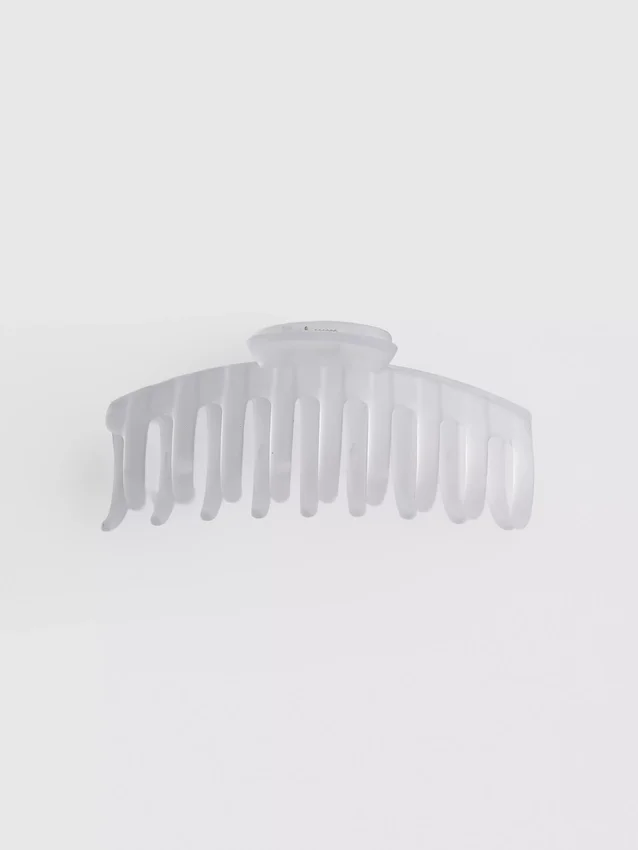Curved hair claw clip
